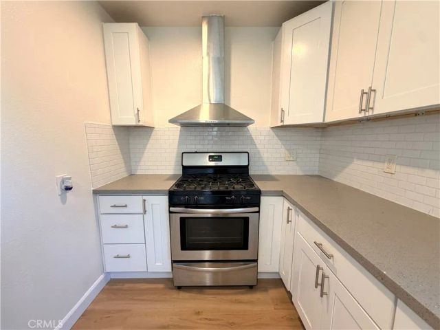 10318 Burin Avenue, Inglewood, CA 90304