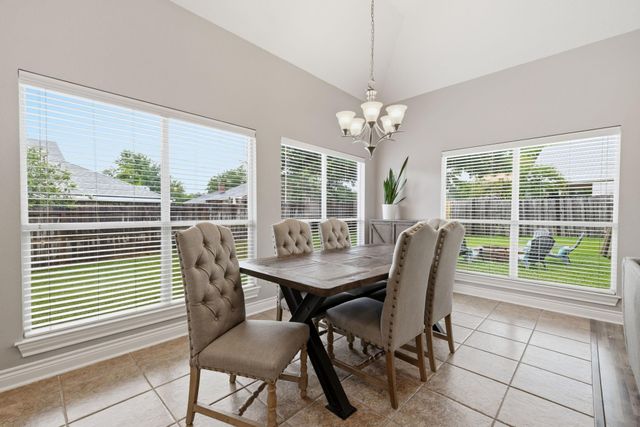 199 Kings Point Street, Conroe, TX 77356