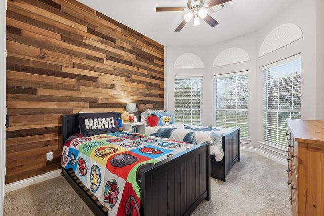199 Kings Point Street, Conroe, TX 77356