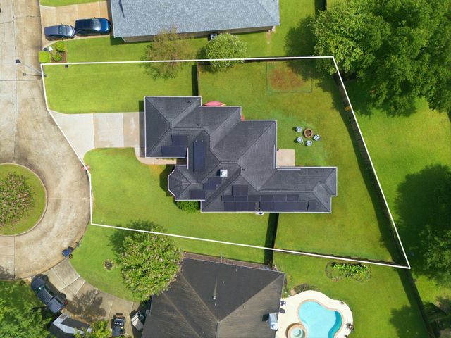 199 Kings Point Street, Conroe, TX 77356