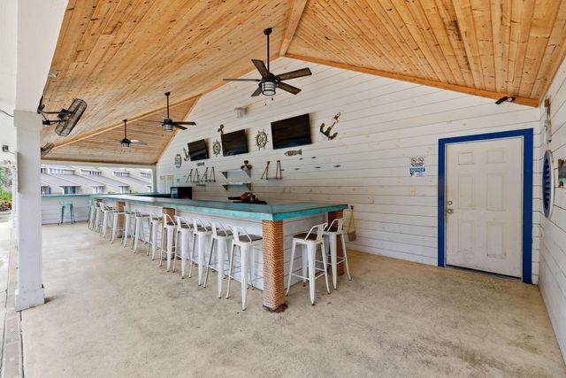 199 Kings Point Street, Conroe, TX 77356