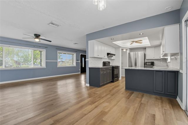 758 42ND AVENUE NE, St Petersburg, FL 33703