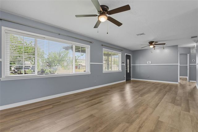 758 42ND AVENUE NE, St Petersburg, FL 33703