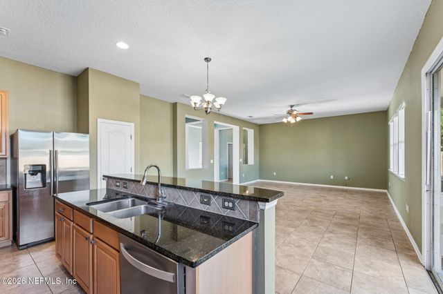 971 MORNING LIGHT Road, Jacksonville, FL 32218