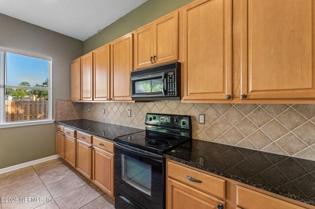 971 MORNING LIGHT Road, Jacksonville, FL 32218