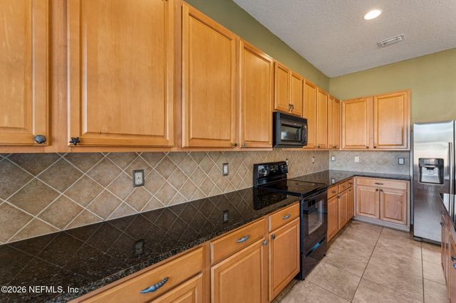 971 MORNING LIGHT Road, Jacksonville, FL 32218