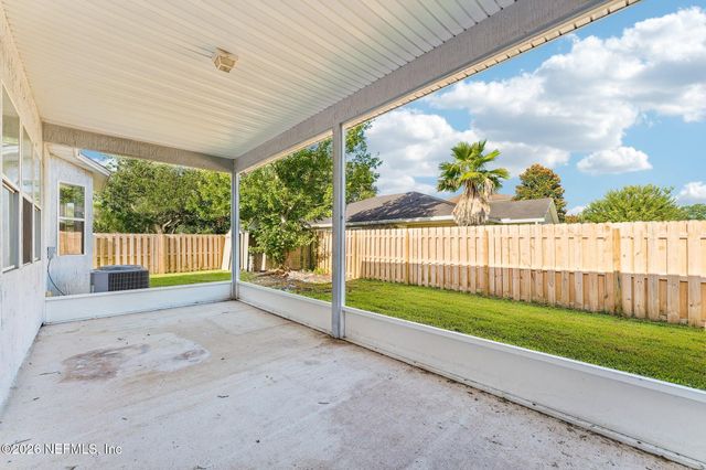 971 MORNING LIGHT Road, Jacksonville, FL 32218