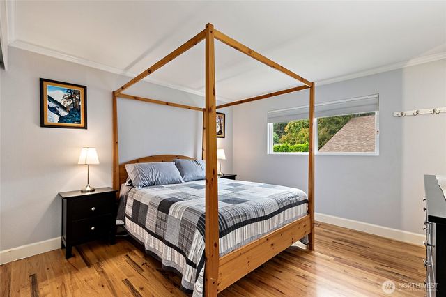 14859 NE 13th Street, Bellevue, WA 98007