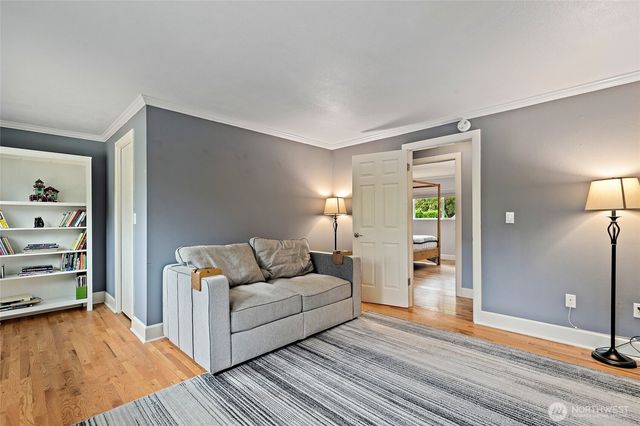 14859 NE 13th Street, Bellevue, WA 98007