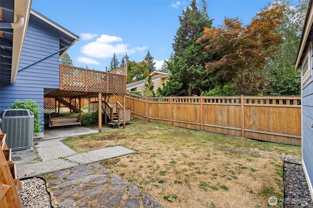 14859 NE 13th Street, Bellevue, WA 98007