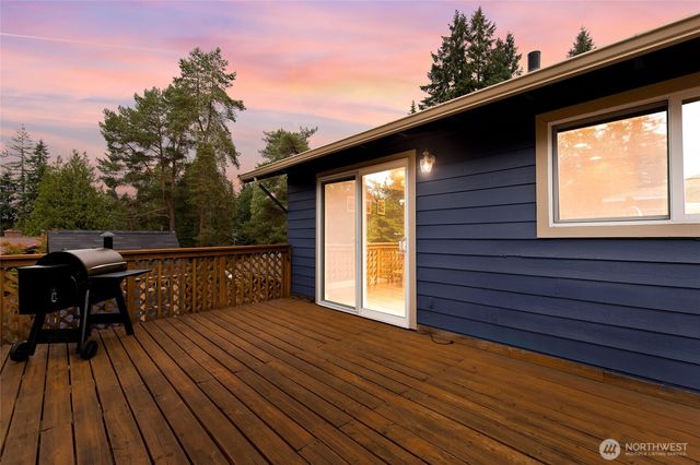 14859 NE 13th Street, Bellevue, WA 98007