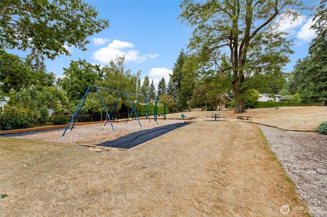 14859 NE 13th Street, Bellevue, WA 98007
