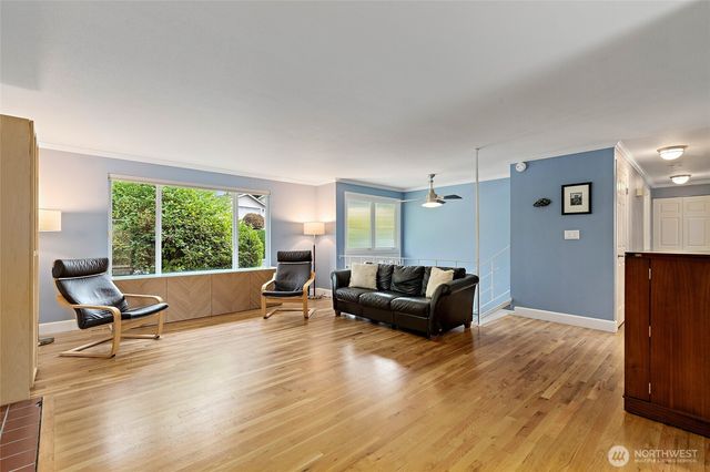 14859 NE 13th Street, Bellevue, WA 98007