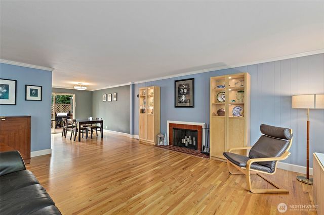 14859 NE 13th Street, Bellevue, WA 98007