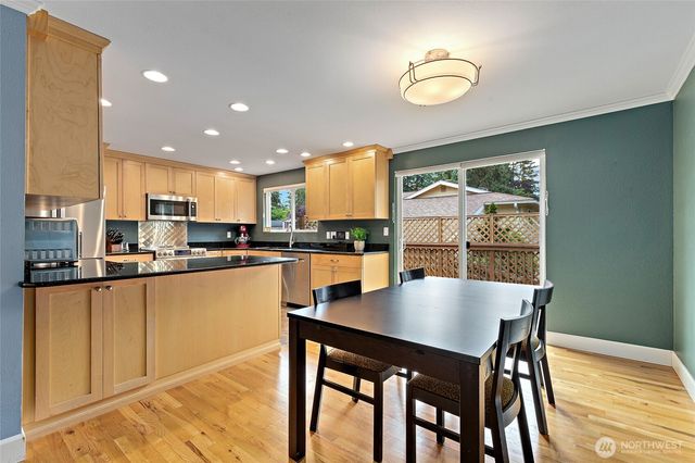 14859 NE 13th Street, Bellevue, WA 98007
