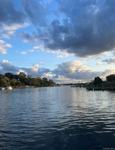 67 Lake Avenue, Center Moriches, NY 11934