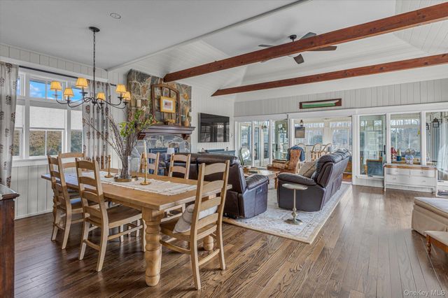 67 Lake Avenue, Center Moriches, NY 11934