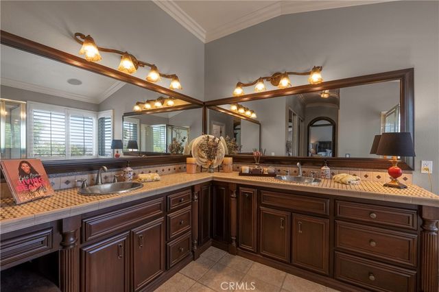 5419 Deveron Court, Riverside, CA 92507