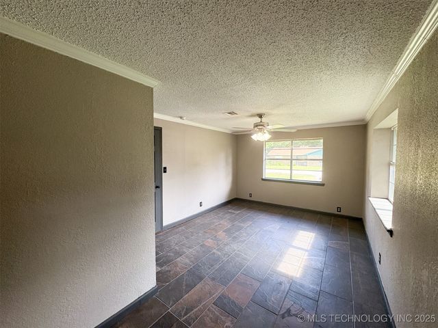 86 Wisteria, Lone Grove, OK 73443