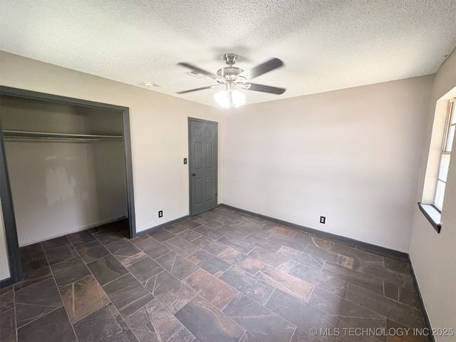 86 Wisteria, Lone Grove, OK 73443