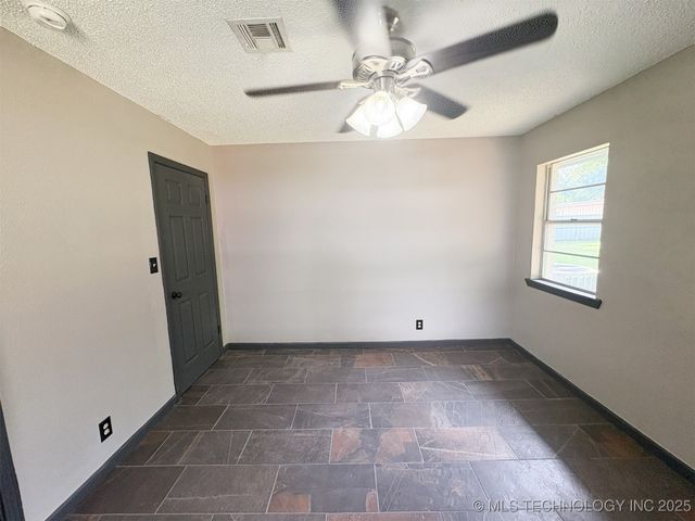 86 Wisteria, Lone Grove, OK 73443