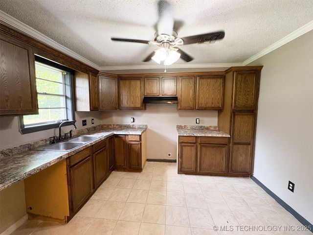 86 Wisteria, Lone Grove, OK 73443