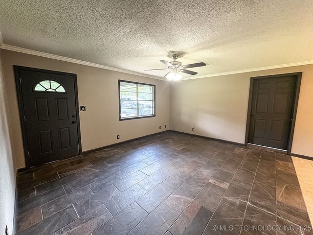 86 Wisteria, Lone Grove, OK 73443