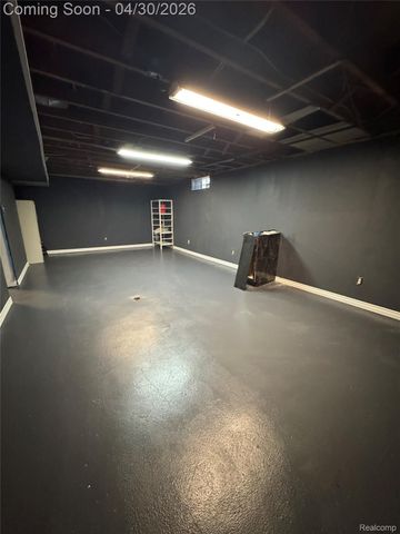 27315 Lathrup Boulevard, Lathrup Village, MI 48076