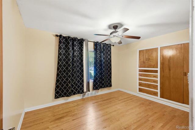 27315 Lathrup Boulevard, Lathrup Village, MI 48076