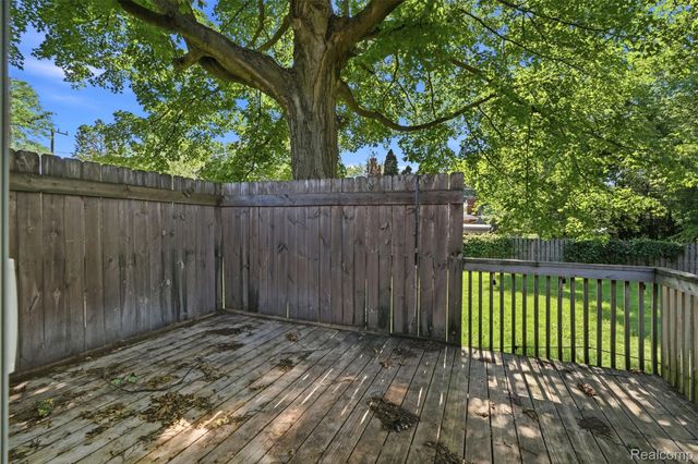 27315 Lathrup Boulevard, Lathrup Village, MI 48076