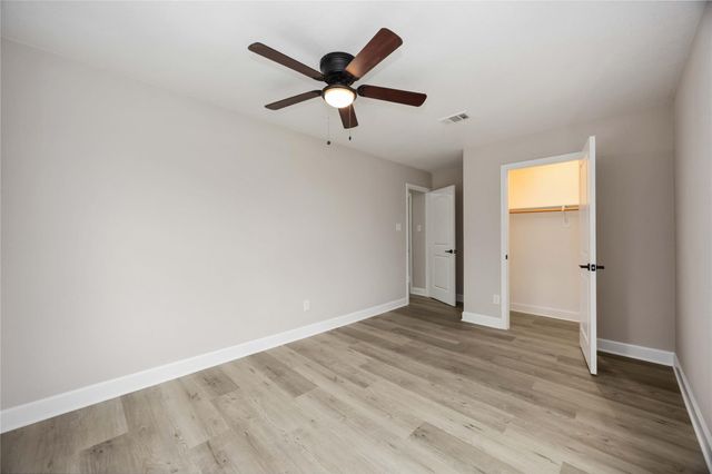 11302 White Gate Lane, Houston, TX 77067