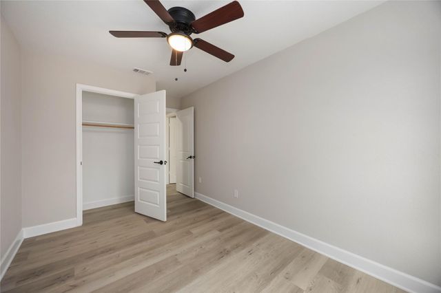 11302 White Gate Lane, Houston, TX 77067