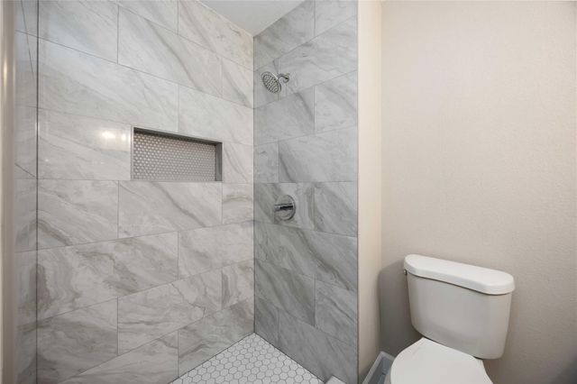 11302 White Gate Lane, Houston, TX 77067