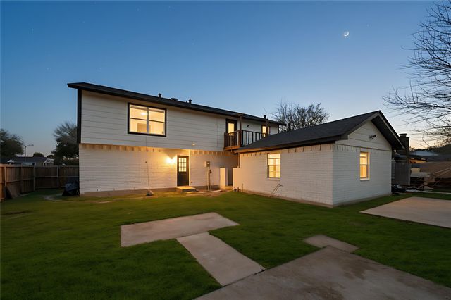 11302 White Gate Lane, Houston, TX 77067