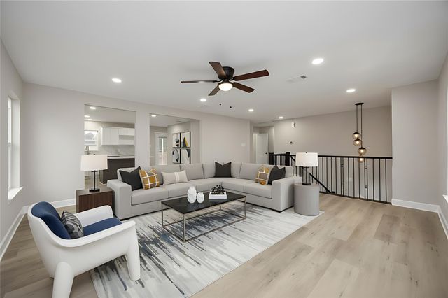 11302 White Gate Lane, Houston, TX 77067