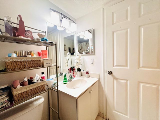 22801 SW 88th Place 202, Cutler Bay, FL 33190