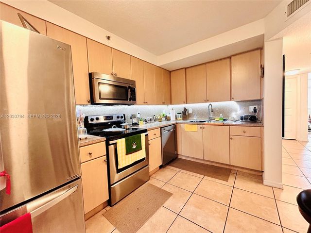 22801 SW 88th Place 202, Cutler Bay, FL 33190