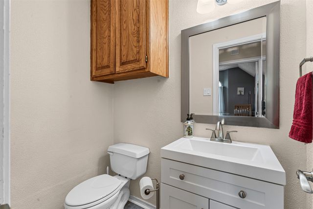 1025 Colina Vista Lane, Crowley, TX 76036