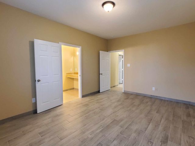 527 12th Street Street, San Leon, TX 77539