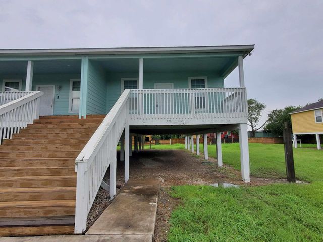 527 12th Street Street, San Leon, TX 77539