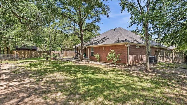 1703 White Stone Drive, Bryan, TX 77807