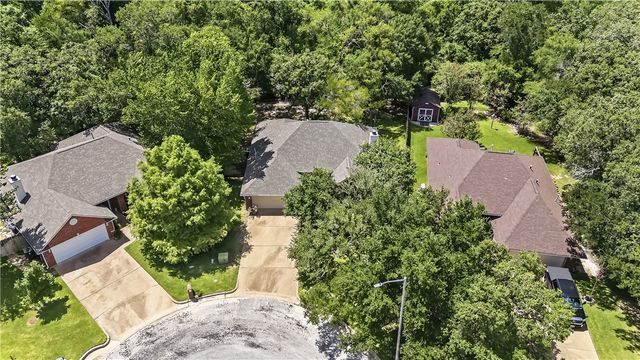 1703 White Stone Drive, Bryan, TX 77807