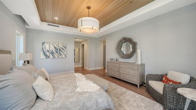 4955 GULF OF MEXICO DRIVE 101, Longboat Key, FL 34228