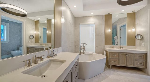 4955 GULF OF MEXICO DRIVE 101, Longboat Key, FL 34228