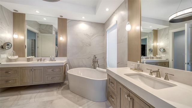 4955 GULF OF MEXICO DRIVE 101, Longboat Key, FL 34228