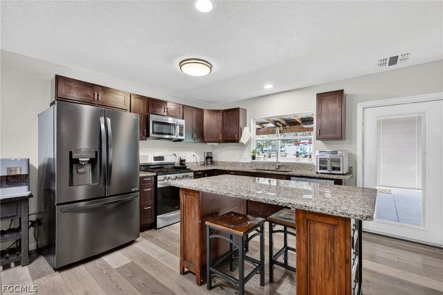 4533 SW 37th TER, Bushnell, FL 33513