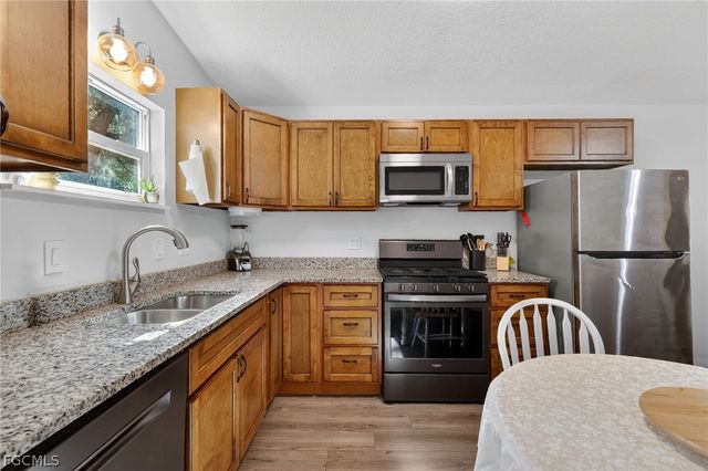 4533 SW 37th TER, Bushnell, FL 33513