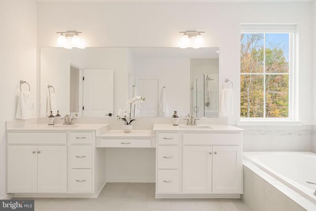 18260 MOSS GARDEN RD, Dumfries, VA 22026