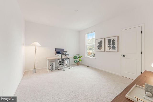 18260 MOSS GARDEN RD, Dumfries, VA 22026