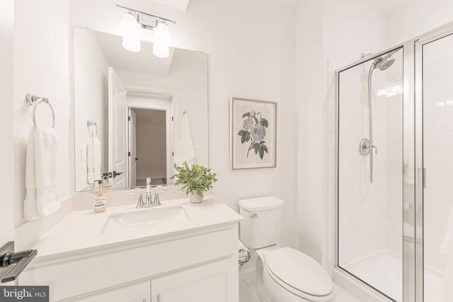 18260 MOSS GARDEN RD, Dumfries, VA 22026